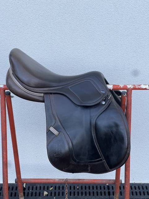 Selle Ikonic 17,5