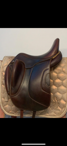 Selle dressage 