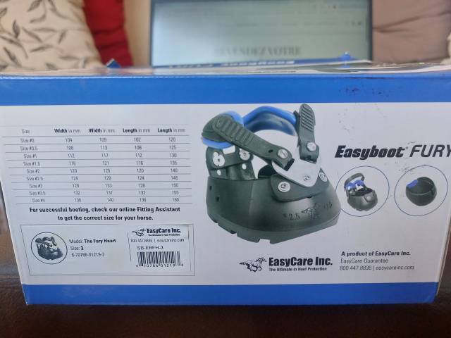 2 Hipposandales - Easyboot Fury Heart - T3