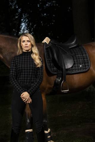 Tapis Velvet Stamp Essence 2022 DRESSAGE - Eskadron - Velours