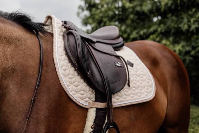 Tapis de selle Wool - Kentucky - Matelassage en étoiles