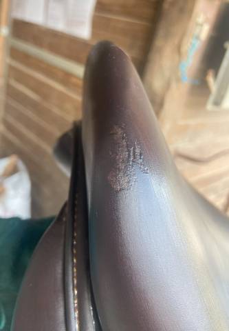 Selle AGM 17"5 pouces