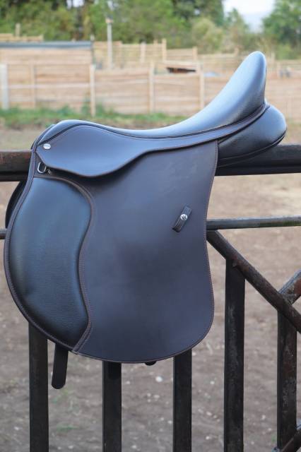 Selle wintec 500 mixte 18" 