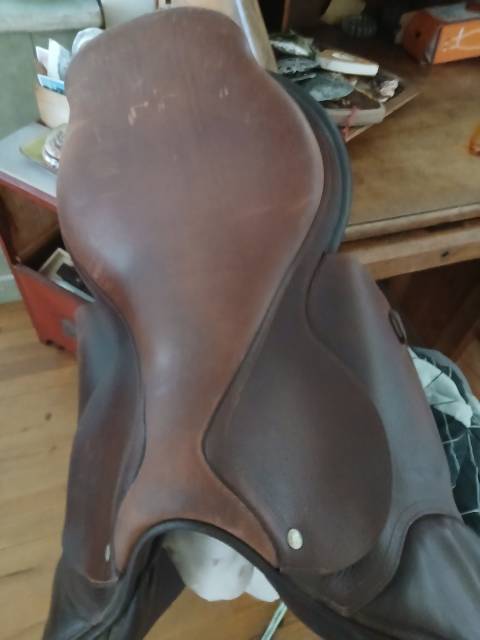 Vds selle cwd 17.5 pouce1500euros