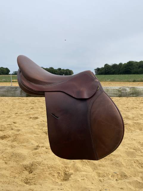 Selle Forestier Mixte 17p