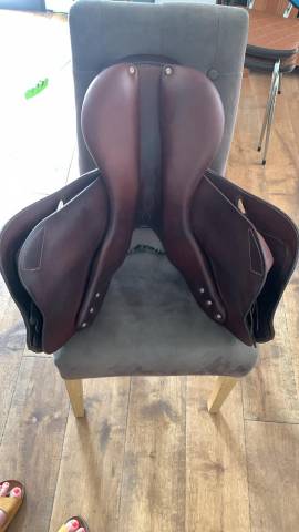 selle antares Bon état – Année 2013