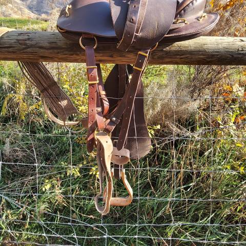 Selles de voyages / endurance Hugues Petel