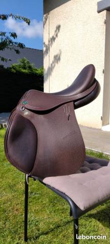 Selle Roma jump 17,5