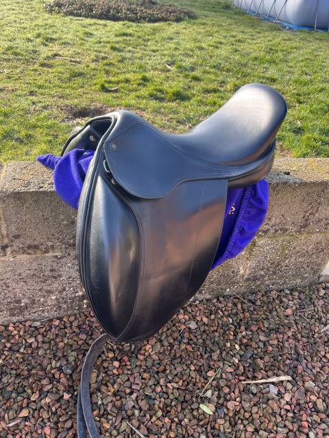 Selle de dressage Éric mondange 