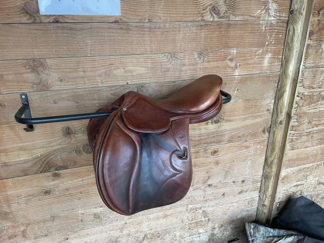 Selle de la sellerie de la côte basque