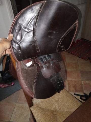 Selle et sangle cuir arçon réglable 17.5 FOUGANZA 2022