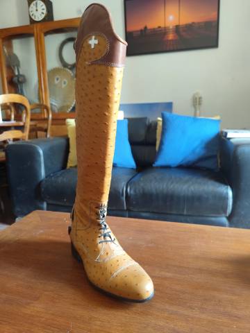 Bottes d'Equitation Femme modèle unique (neuves)