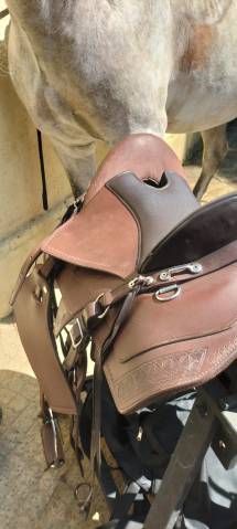 Selle de randonnée style western 