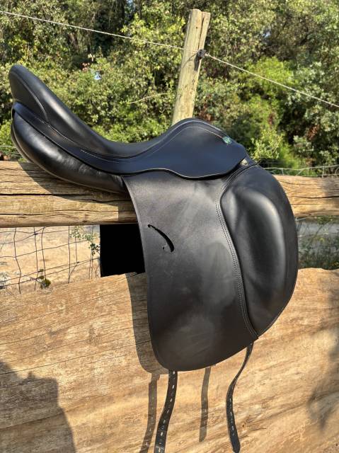 Selle de dressage PRESTIGE