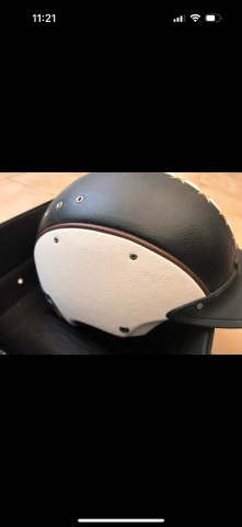 Bombe Casco noire et blanche
