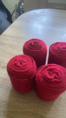 Bandes de polo rouge 