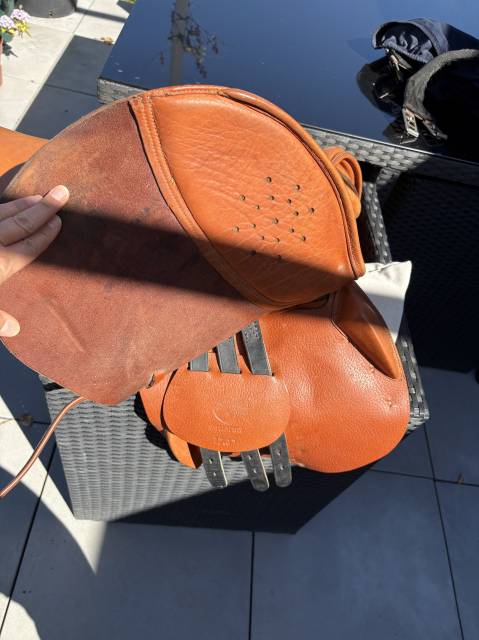 Selle Éric Thomas modèle Saumur