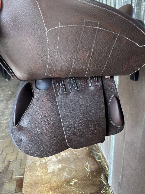 Selle Forestier Séoul 17’ 2024