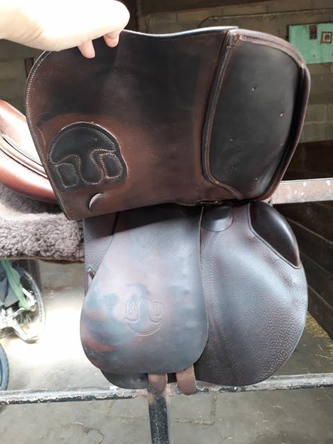 Selle Delgrange modèle partition 17.5