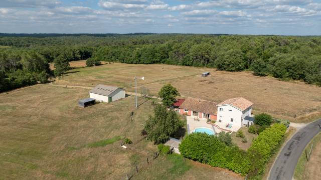 à 10 minutes de coutras – sur 7 hectares