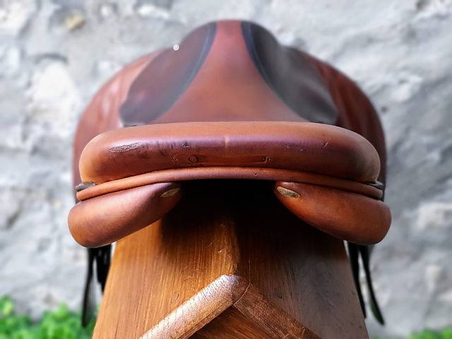 Selle butet plate 17,5