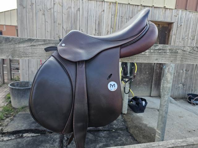 Selle Meyer modèle Marianne 17.5" 