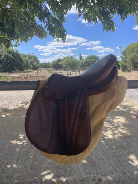 Selle Butet 17,5 pouces 