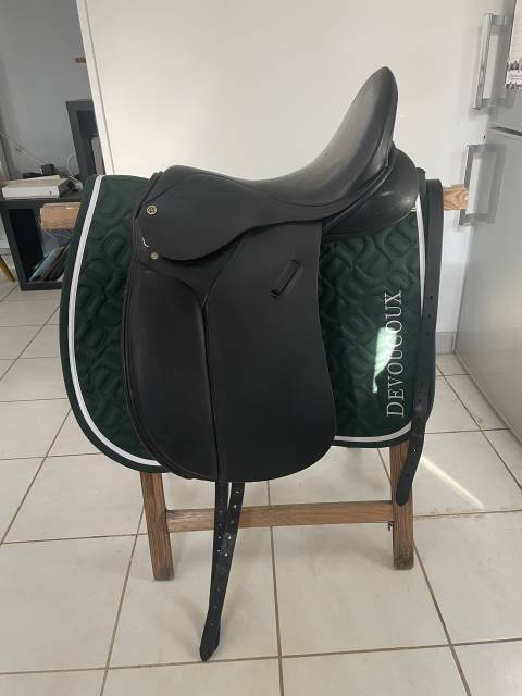 Selle dressage Barnsby 17,5