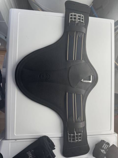 SELLE NEUVE JL MAUREL - 17,5 pouces