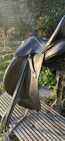 Selle dressage Bates innova