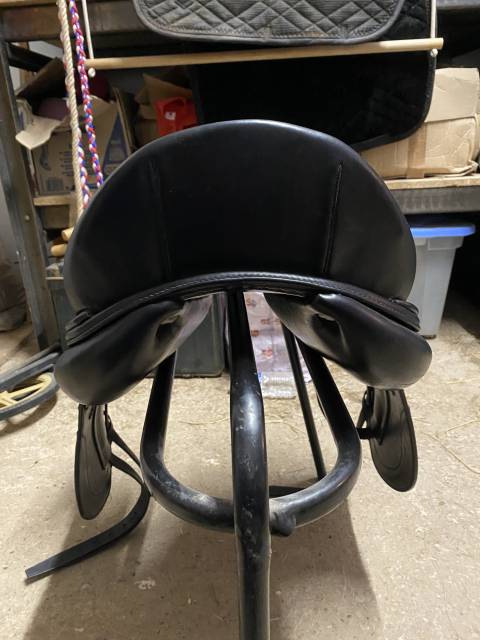 Selle de dressage CWD 