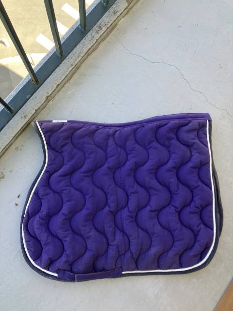 Tapis de selle Equithème violet