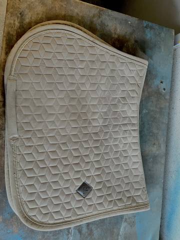 tapis saut kentucky velvet beige cheval 