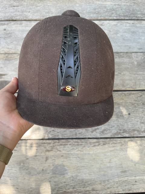 casque équitation marron