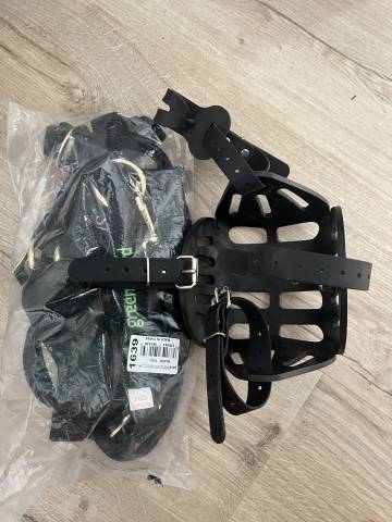 VENDS Licol avec son papier anti glouton