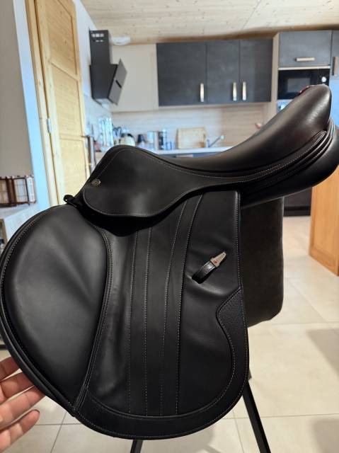 Selle Equipe EK-GO ECarbon