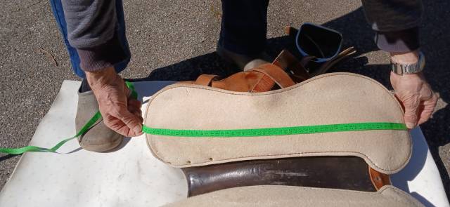 Selle d'&eacute;quitation de fabrication artisanale