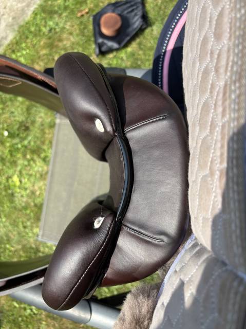 Selle Antares connexion