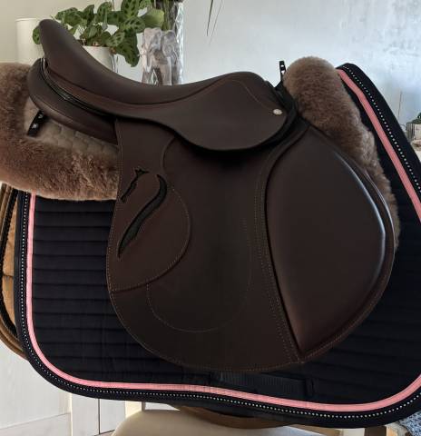 Selle Antares connexion