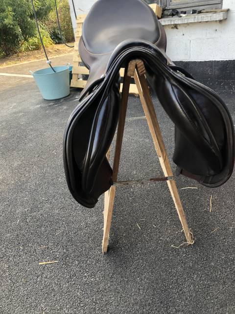 Selle obstacle Amplitude Sellerie