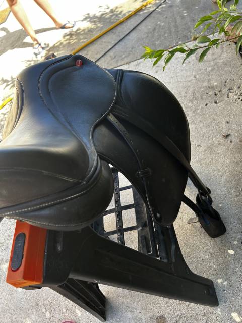 Selle de dressage John whitaker 