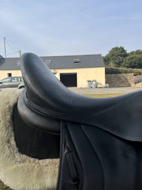 selle dressage belloir saumur 17 noire 