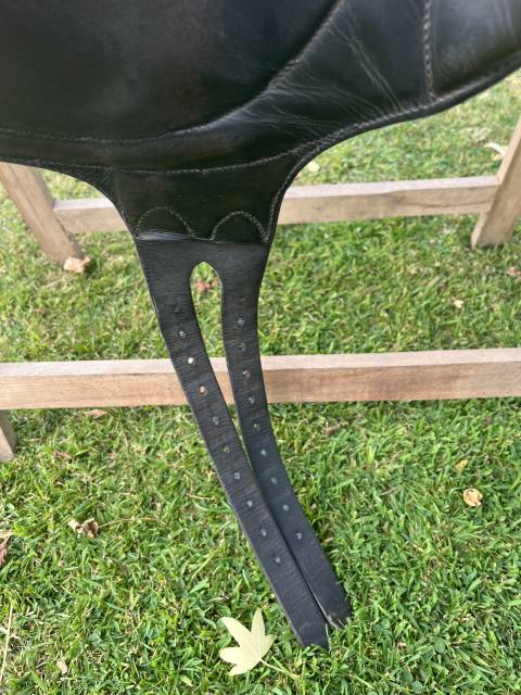 selle dressage belloir saumur 17 noire 