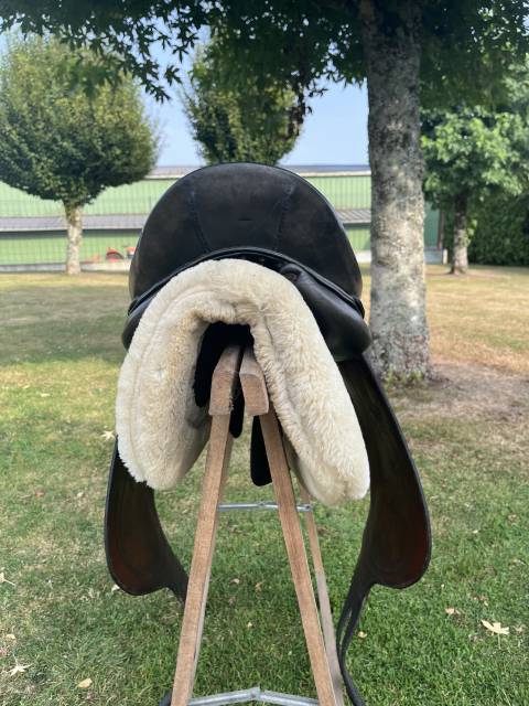 selle dressage belloir saumur 17 noire 