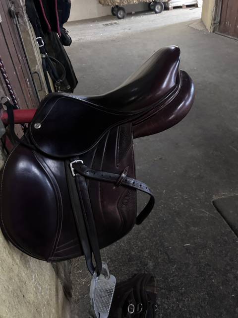 À vendre Selle 16,5 CWD