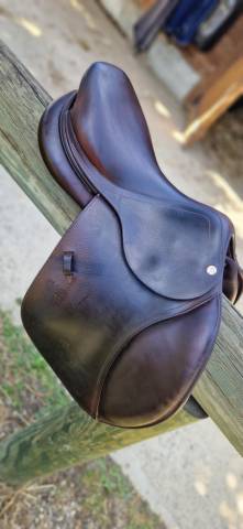 Selle CWD 16.5 marron obstacle