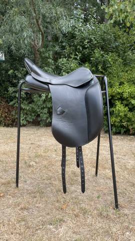 Selle de dressage Stubben Virginia 18