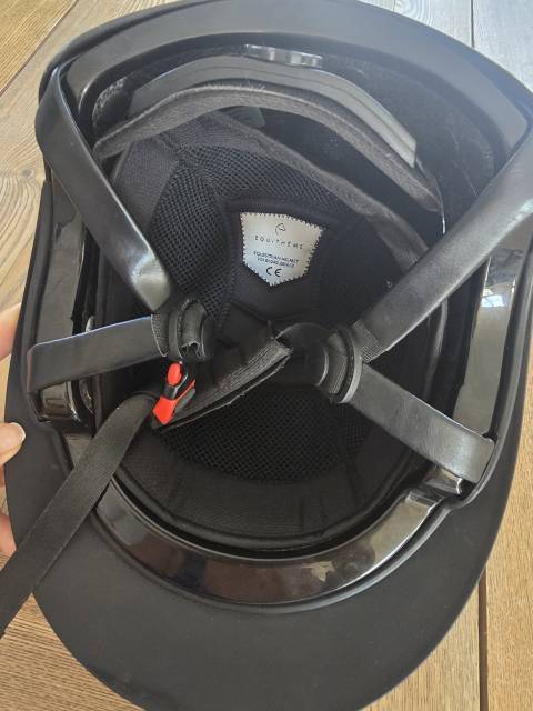 Vente bombe équithème Noire/ Gold