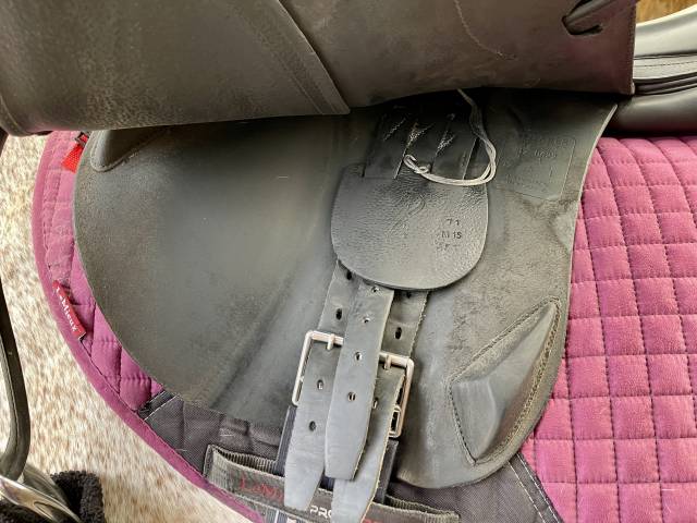 Selle mixte Antar&egrave;s Connexion 17.5 3A noire