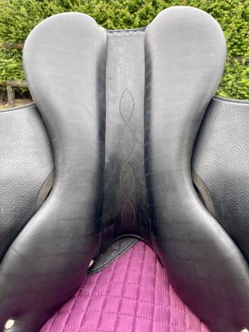 Selle mixte Antar&egrave;s Connexion 17.5 3A noire